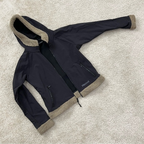 Marmot Full Zip Soft shell Hooded Jacket Black Faux Fur Women Medium, - Picture 10 of 14